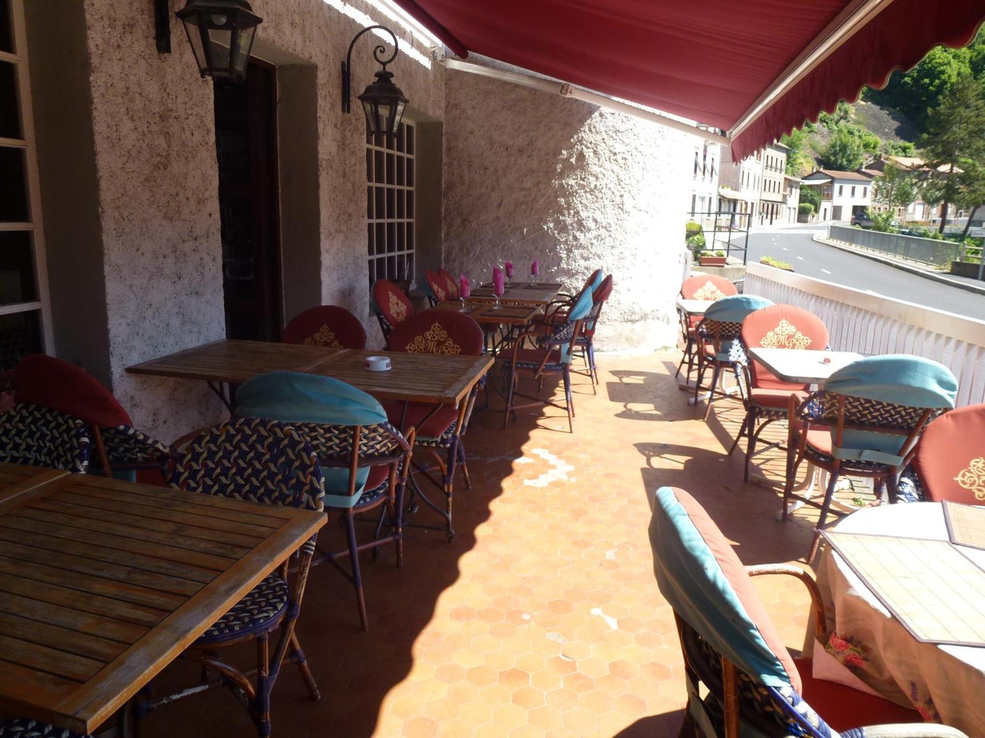 Hotel Restaurant Le Pain De Sucre Monistrol-d'Allier Luaran gambar